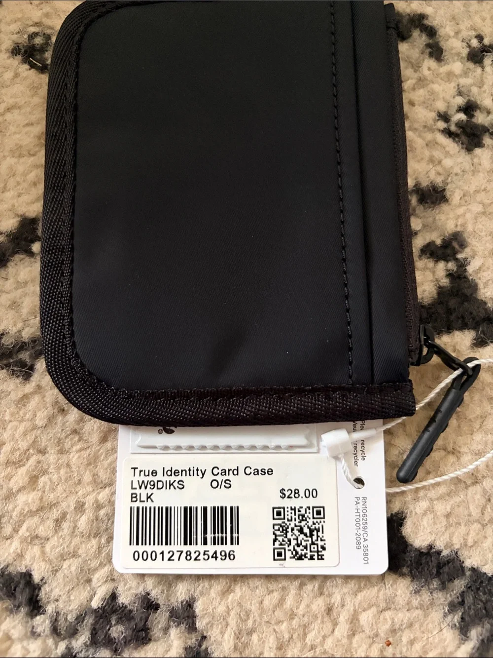lululemon athletica True Identity Card Case in black